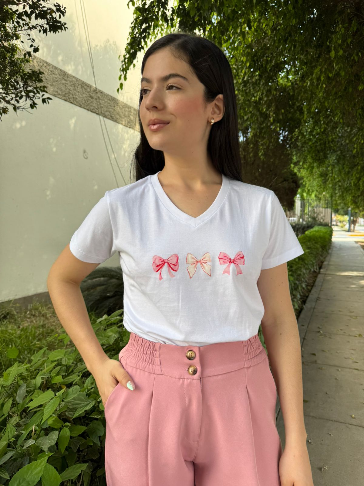 T-Shirt Lazos Cuello V - Blanco